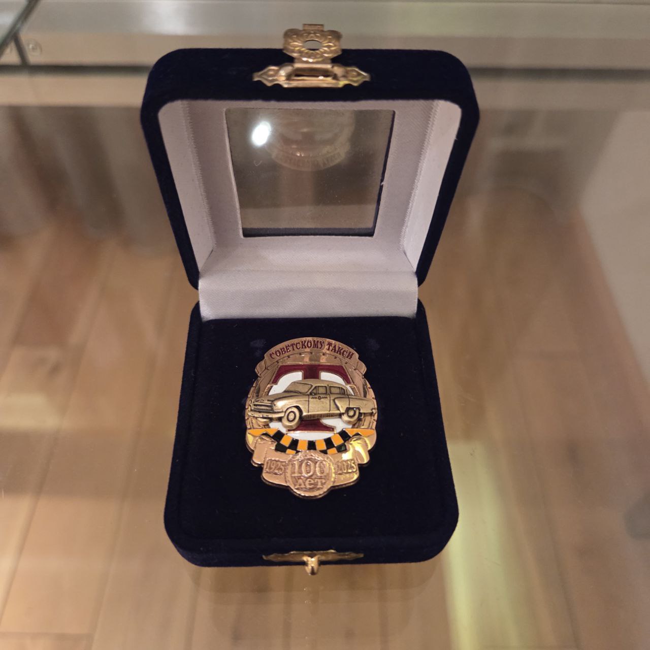 �� ������ ���� ������/Arms/Cars/taxi_100_box1.jpg